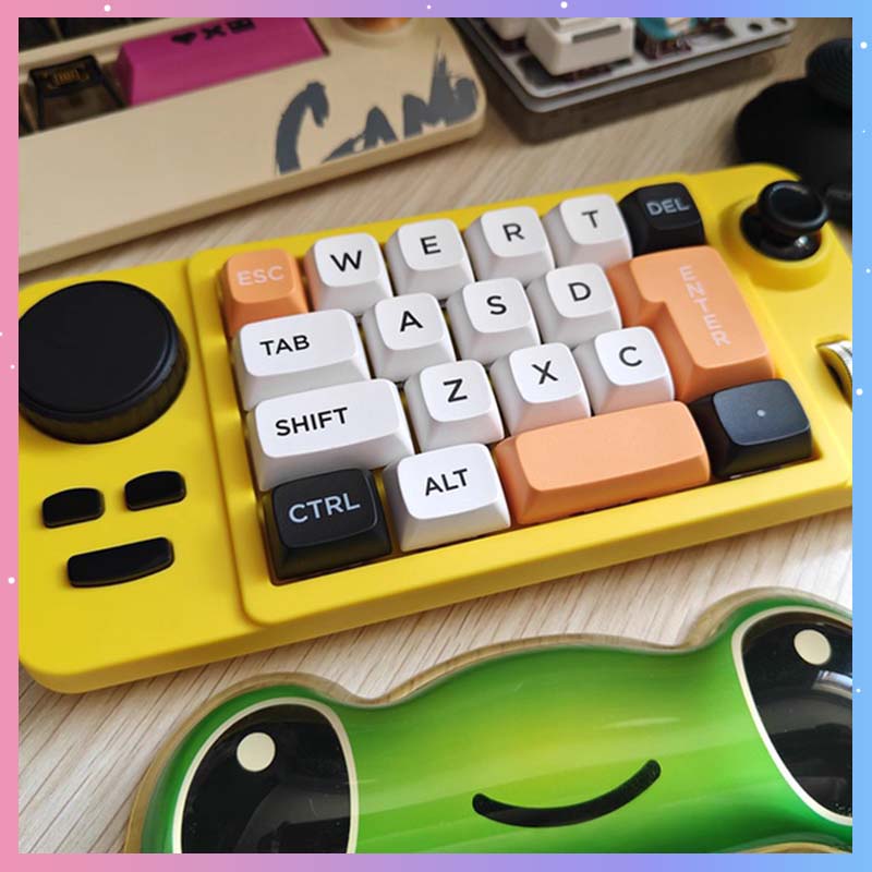 Gaming Keyboard 1 Hand - K811 有線ゲーミングキーボード 19キー RGB バックライト付き片手ミニ E
