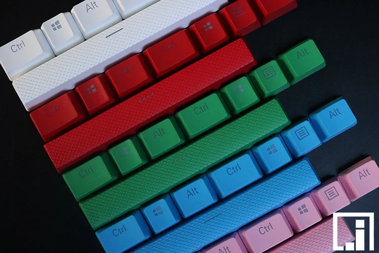 Corsair G710 K70 K65 K95 メカニカル - Gaming Keyboard Corsair のレビューと価格